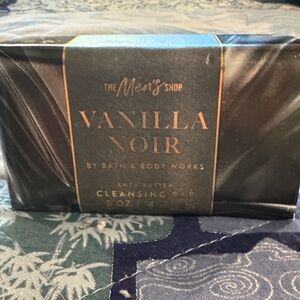 Bath & Body Works Men’s Vanilla Noir Cleansing Bar